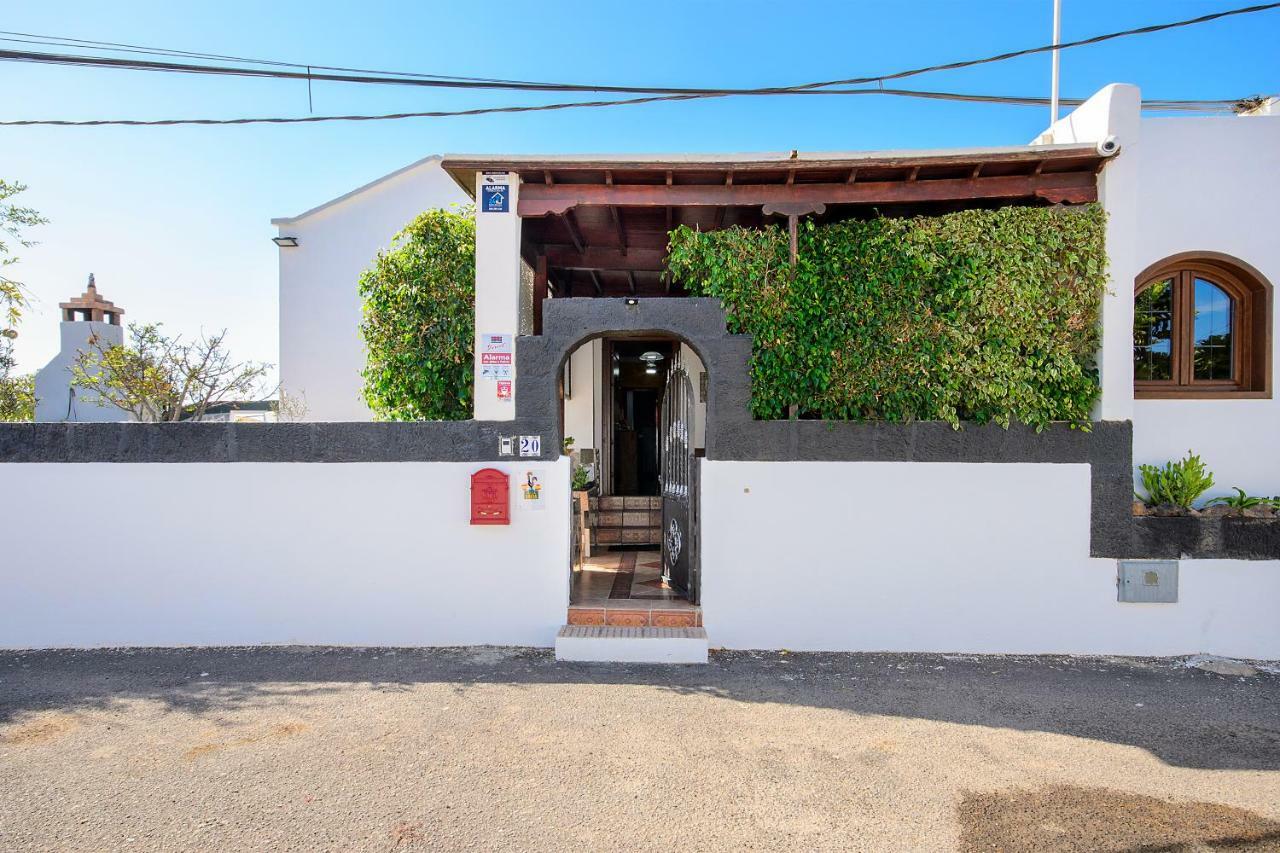 Hearth Away From House. Breia Villa Puerto del Carmen  Exterior photo