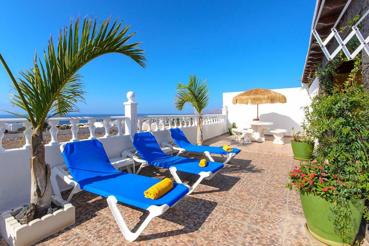 Hearth Away From House. Breia Villa Puerto del Carmen  Exterior photo