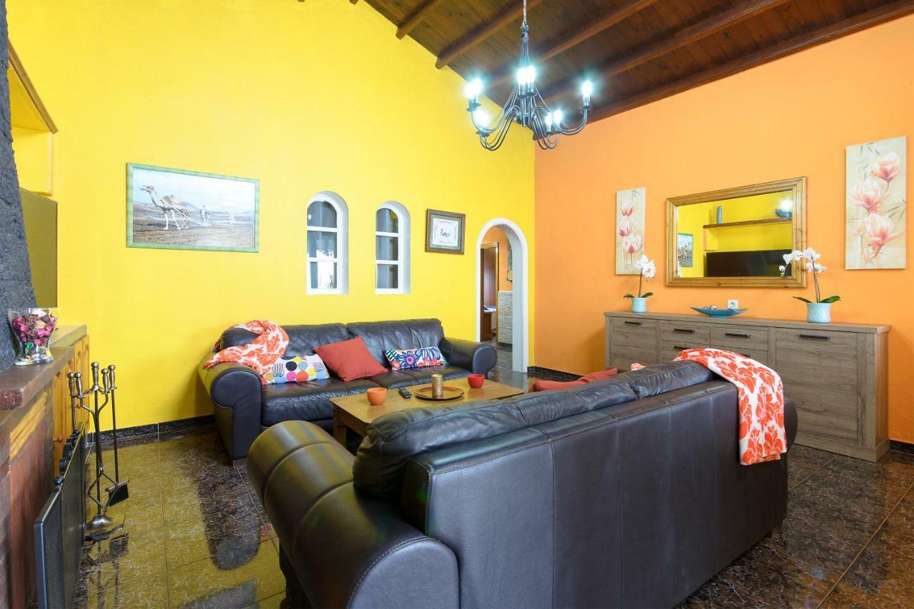Hearth Away From House. Breia Villa Puerto del Carmen  Exterior photo